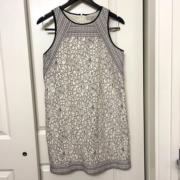 LOFT Women Floral Lace Shift Lined Sheath Sleeveless Mini Dress Size 4 - Picture 2 of 9